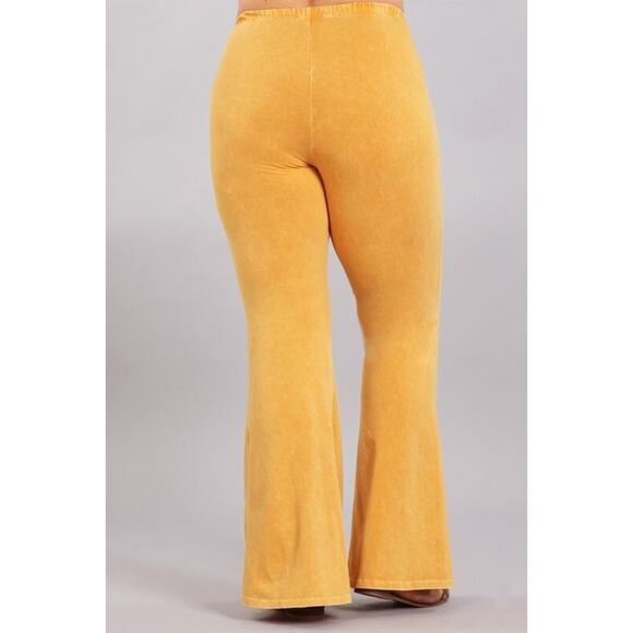 Chatoyant Plus Size Mineral Wash Bell Bottoms Amber 1XL - Picture 2 of 4